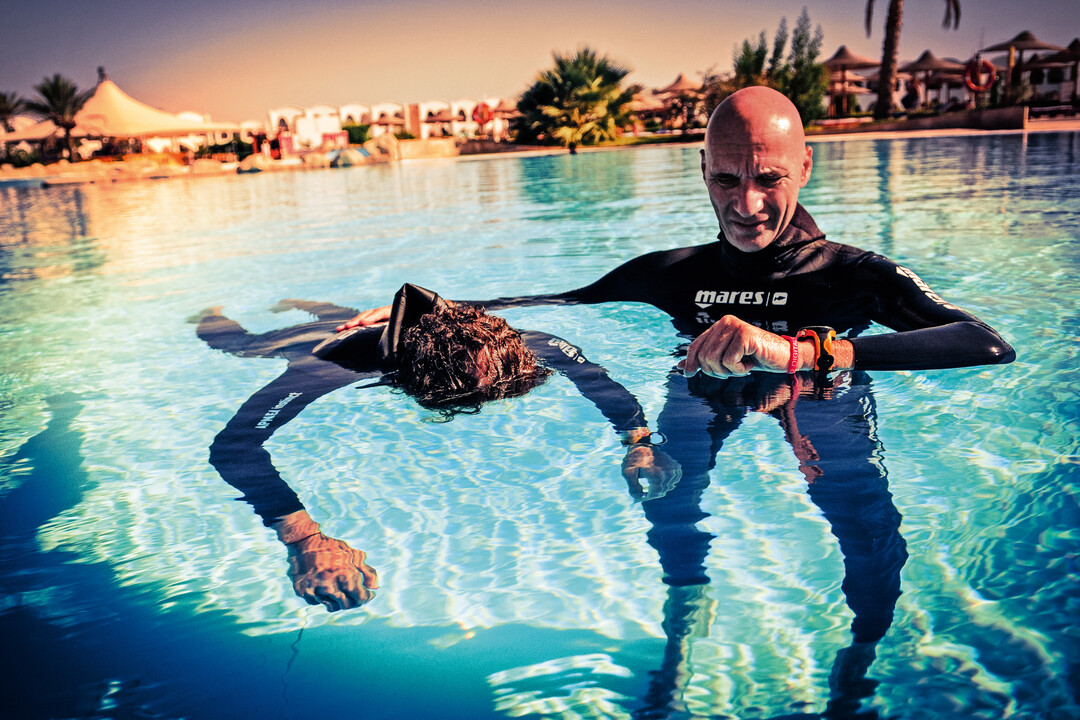 What are the physiological effects of freediving? What does freediving do to the brain? What is the human physiology of underwater diving? What is the physiology of diving?